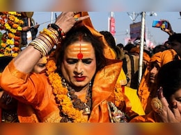 Kinnar ka Daan: बुधवार के दिन किन्नरों को किन चीजों का दान करने से बनती और बिगड़ती है किस्मत? Kinnar ka Daan: बुधवार के दिन किन्नरों को किन चीजों का दान करने से बनती और बिगड़ती है किस्मत?