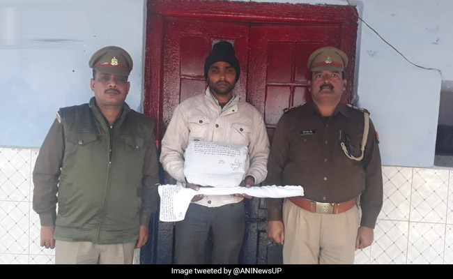 Man Accused of Attacking Bulandshahr Cop With Axe Is Arrested
