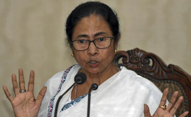 Won't Allow Centre To Tag Its Name With Crop Insurance: Mamata Banerjee