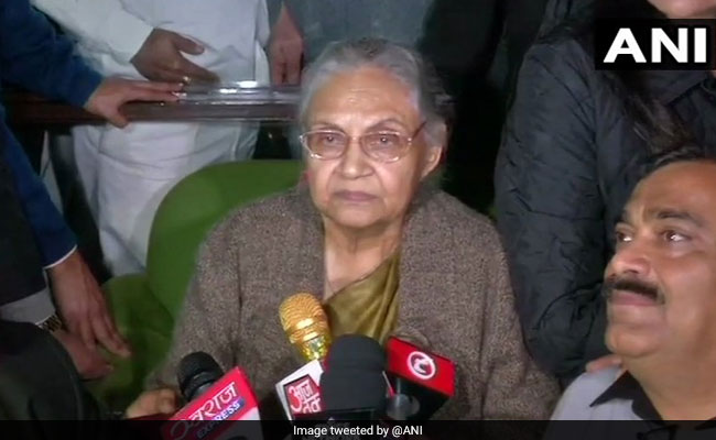 Sheila Dikshit Meets Working Presidents; To Take Charge On January 16