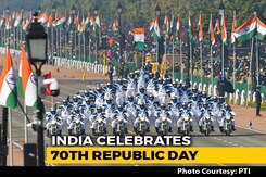 Watch: Army's Spectacular Motorcycle Stunt Show At Republic Day Parade Watch: Army's Spectacular Motorcycle Stunt Show At Republic Day Parade