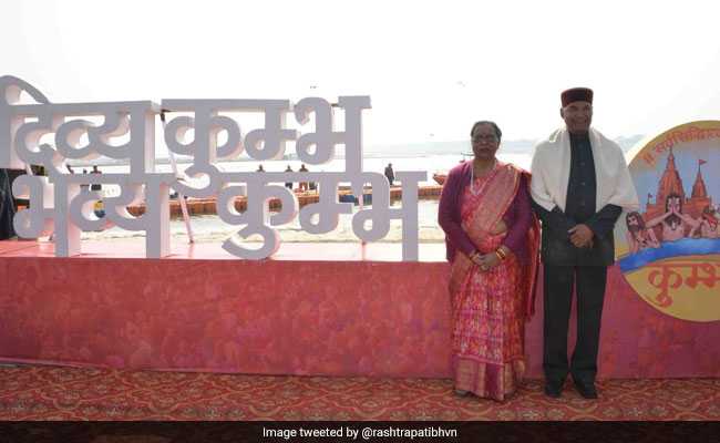 Kumbh 2019: संगम तट पर पत्नी संग रामनाथ कोविंद ने की पूजा, राजेंद्र प्रसाद के बाद कुंभ जाने वाले बने दूसरे राष्ट्रपति Kumbh 2019: संगम तट पर पत्नी संग रामनाथ कोविंद ने की पूजा, राजेंद्र प्रसाद के बाद कुंभ जाने वाले बने दूसरे राष्ट्रपति