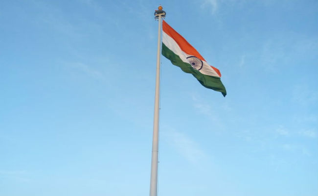 शिक्षक ने ‘वंदे मातरम’ गाने से इनकार किया, वीडियो वायरल होने के बाद जांच के आदेश