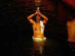 Kumbh Mela Quiz 2019: कुंभ का पहला स्नान किस पर्व के दिन होता है? Kumbh Mela Quiz 2019: कुंभ का पहला स्नान किस पर्व के दिन होता है?