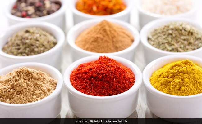 Weight Loss Tips: वेट लॉस को आसान बनाने में ये 4 जड़ी-बूटियां कर सकती हैं आपकी मदद