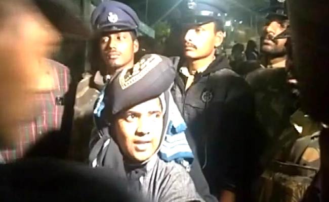Early Morning Clashes At Sabarimala As 2 Women Attempt To Enter Temple