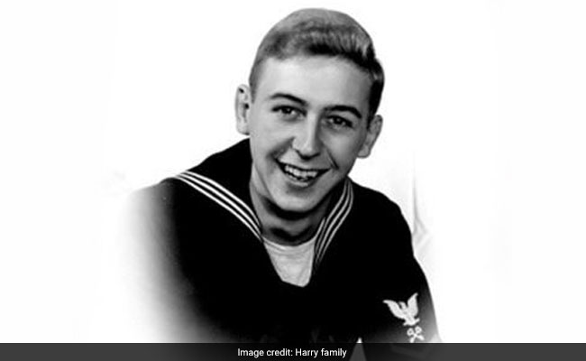 A Video Of My Dad Appeared Unexpectedly From Stranger. It Gave Me Chills.