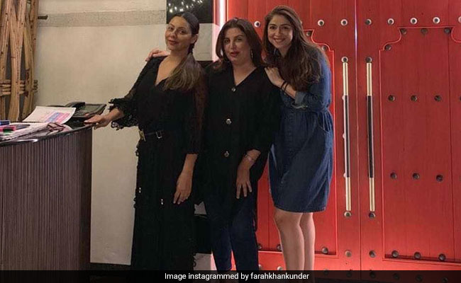 Inside Gauri Khan, Farah Khan And Bhavana Panday's 'Girls Night Out'