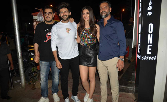 Kriti Sanon, Kartik Aaryan Celebrate <I>Luka Chuppi</I> Wrap With A Party. See Pics