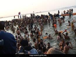 Thousands Brave The Cold To Take Holy Dip As 50-Day Kumbh Mela Begins Thousands Brave The Cold To Take Holy Dip As 50-Day Kumbh Mela Begins