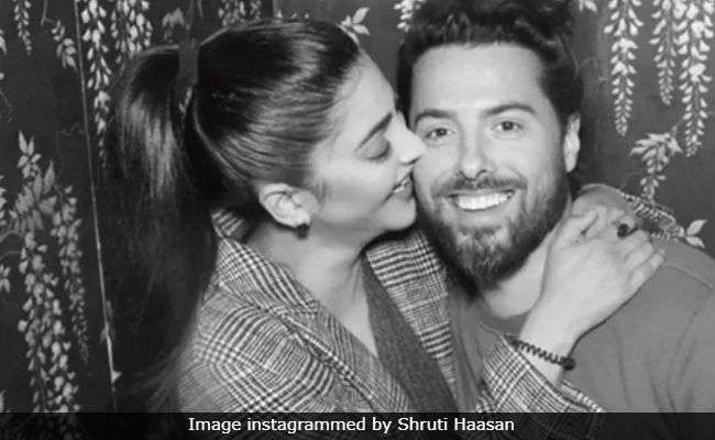 Shruti Haasan's 'Gushy' Post With Boyfriend Michael Corsale Is Winning The Internet