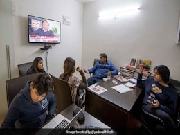 CBI जांच की रिपोर्ट्स पर अखिलेश यादव का शायराना तंज: बदनीयत है जिसकी बुनियाद उस खबर से फिक्र क्यों CBI जांच की रिपोर्ट्स पर अखिलेश यादव का शायराना तंज: बदनीयत है जिसकी बुनियाद उस खबर से फिक्र क्यों