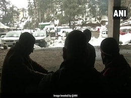 Tourist Rush After Snowfall Gridlocks Himachal Roads Tourist Rush After Snowfall Gridlocks Himachal Roads