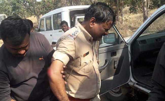 विस्थापन : आदिवासियों और वन कर्मियों के बीच टकराव, 40 से ज्यादा घायल