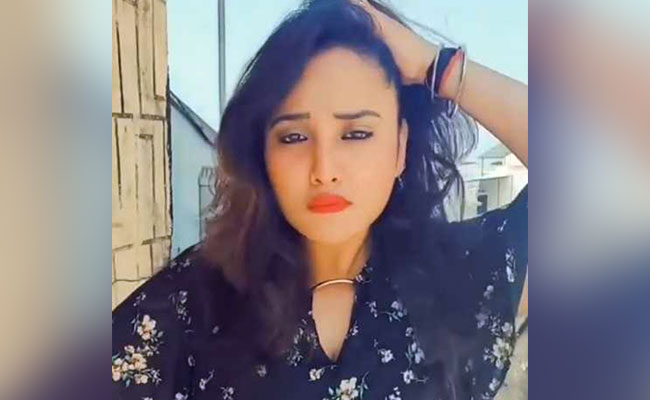 रानी चटर्जी ने कर दिया ऐलान 'अपना टाइम आएगा...' और डांस Video हो गया वायरल