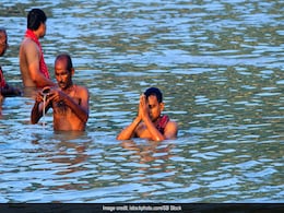 Ganga Snan 2023 Date: जानें कब है गंगा स्नान, क्यों मोक्षदायिनी गंगा में स्नान करना है फलदायी Ganga Snan 2023 Date: जानें कब है गंगा स्नान, क्यों मोक्षदायिनी गंगा में स्नान करना है फलदायी