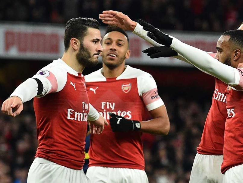 PL: Arsenal Bounce Back To Rout Feeble Fulham