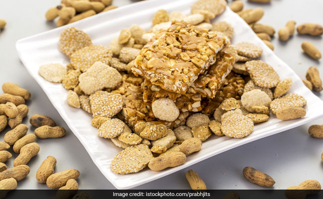 High Protein Snack: This Oats and Almond Chikki Is A Guilt-Free Treat To Enjoy In Winters 