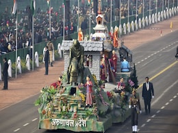 Republic Day Celebration LIVE: राष्ट्रपति कोविंद ने राजपथ पर तिरंगा फहराया, साउथ अफ्रीका के राष्ट्रपति के साथ पीएम मोदी भी मौजूद Republic Day Celebration LIVE: राष्ट्रपति कोविंद ने राजपथ पर तिरंगा फहराया, साउथ अफ्रीका के राष्ट्रपति के साथ पीएम मोदी भी मौजूद