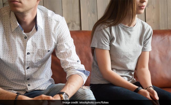 परीक्षा के समय बार-बार कॉल कर परेशान करती थी गर्लफ्रेंड, फेल हुआ तो मांगे साल भर के पैसे और फिर... परीक्षा के समय बार-बार कॉल कर परेशान करती थी गर्लफ्रेंड, फेल हुआ तो मांगे साल भर के पैसे और फिर...