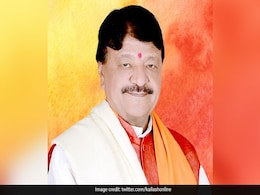 बीजेपी नेता कैलाश विजयवर्गीय ने पोहा खा रहे मजदूर को बताया बांग्लादेशी, जमकर हुए Troll बीजेपी नेता कैलाश विजयवर्गीय ने पोहा खा रहे मजदूर को बताया बांग्लादेशी, जमकर हुए Troll