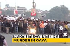 Protests In Bihar's Gaya After Teen Found Beheaded, Family Alleges Rape Protests In Bihar's Gaya After Teen Found Beheaded, Family Alleges Rape