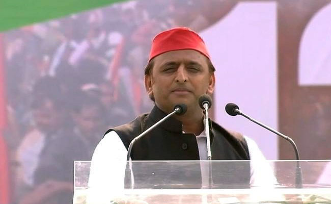 "Do They Have Any Other Name For PM?": Akhilesh Yadav At Kolkata Rally