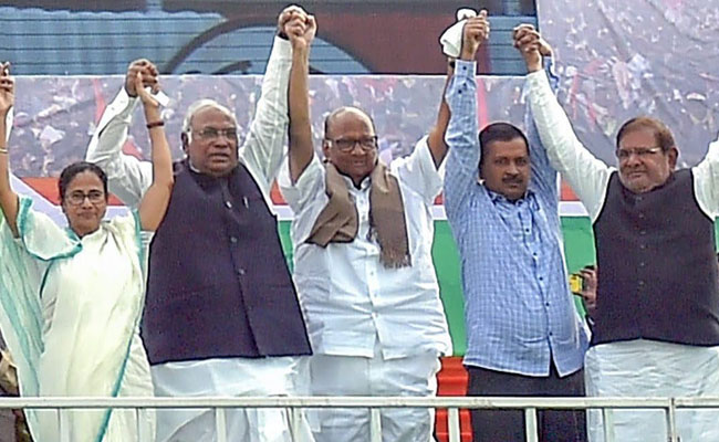 कोलकाता के बाद दिल्ली में एकजुट  होगा विपक्ष, 'आप' की महारैली आज