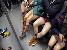 New Yorkers Brave The Cold, Drop Pants For Annual Subway Ride Event New Yorkers Brave The Cold, Drop Pants For Annual Subway Ride Event