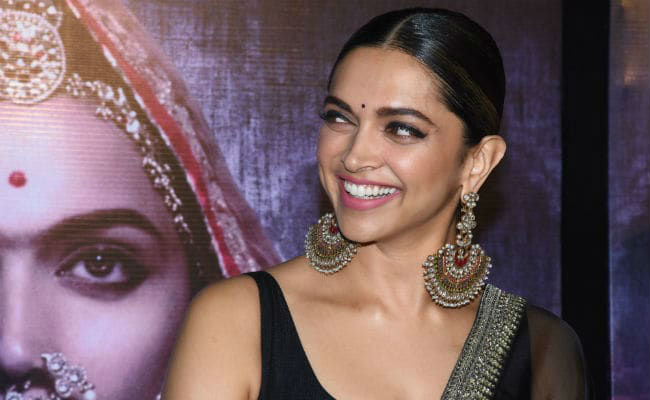 A Deepika Padukone Dosa On Food Menu? Actress' ROFL Reaction Is...