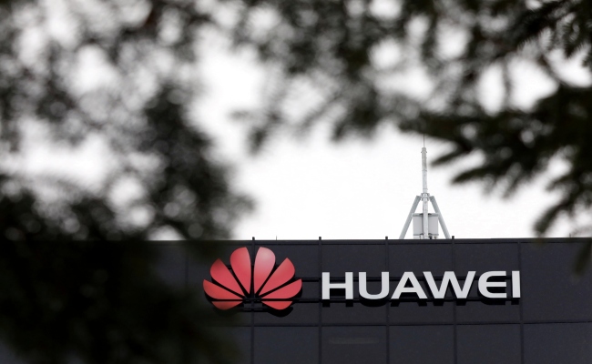 US Charges China's Huawei With Bank Fraud, Stealing Trade Secrets