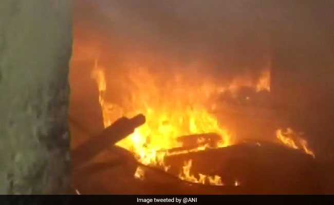 बिहार: नालंदा में राजद नेता की गोली मारकर हत्या, गुस्साए लोगों ने आरोपी के घर को फूंका