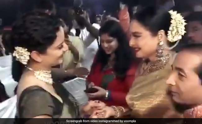 कंगना रनौत ने पहनी रेखा की गिफ्ट की हुई साड़ी तो सीनियर एक्ट्रेस यूं हुईं इमोशनल, Video हुआ वायरल