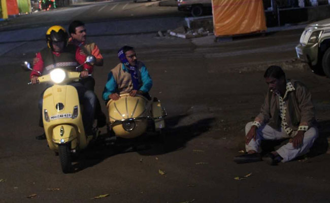 Taarak Mehta Ka Ooltah Chashmah: जेठालाल के सरप्राइज के चक्कर में खो गए बापूजी, गोकुलधाम में हाहाकार- Video