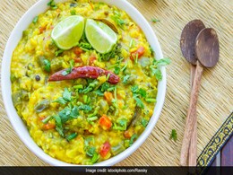 Makar Sankranti 2019: मकर संक्रांति पर इसलिए खाई जाती है खिचड़ी, ये है महत्व Makar Sankranti 2019: मकर संक्रांति पर इसलिए खाई जाती है खिचड़ी, ये है महत्व