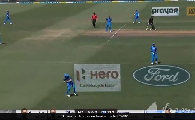 IND vs NZ: शिखर धवन ने की फील्डिंग को देख गुस्सा गए हार्दिक पंड्या, कह दिया ऐसा, देखें VIDEO