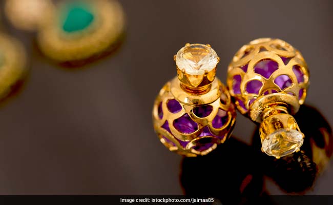 5 Pairs Of Statement Earrings To Spruce Up Your Outfits