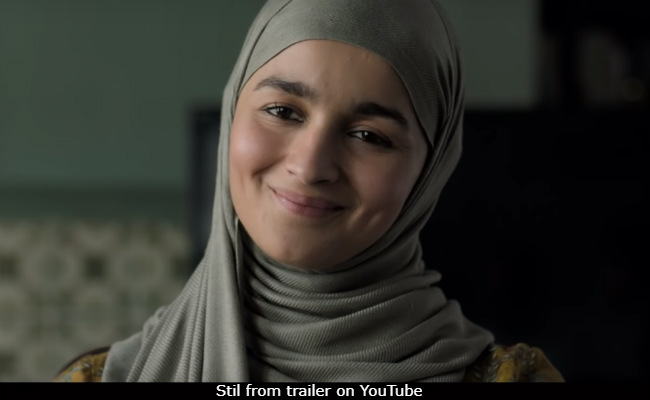 'Alia Is A <I>Gundi</i>': Mahesh Bhatt Teases Daughter After <I>Gully Boy</i> Trailer Goes Viral