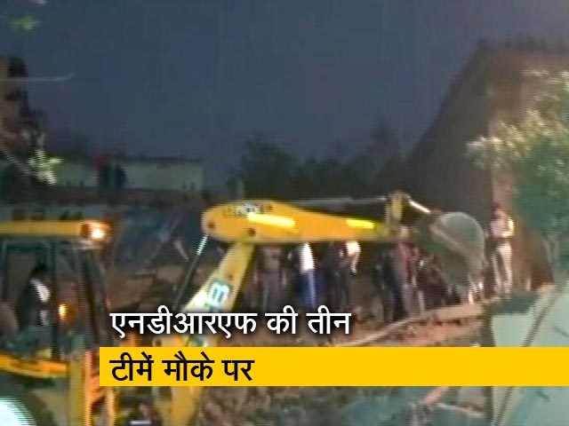 गुरुग्राम में चार मंजिला इमारत गिरी