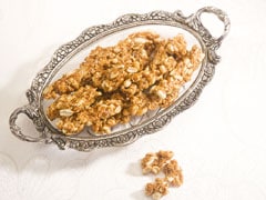 Winter Treat: Make This Winter Special Peanut Gajak At Home Under 30 Minutes Winter Treat: Make This Winter Special Peanut Gajak At Home Under 30 Minutes