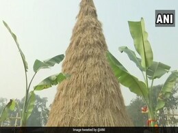 असम में धूमधाम से मना माघ बिहू उत्सव, देखें जश्न की तस्वीरें असम में धूमधाम से मना माघ बिहू उत्सव, देखें जश्न की तस्वीरें