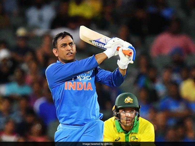 एमएस धोनी के लिए ऐसी बात कर गए वीरेंद्र सहवाग, बोले- पिक्चर अभी बाकी है मेरे दोस्त