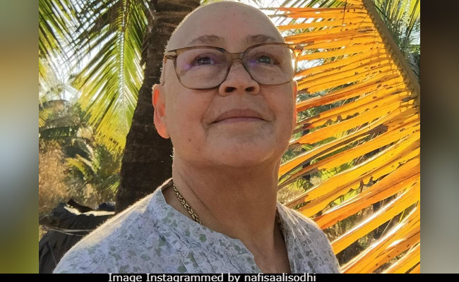 Nafisa Ali Shares Pic After Chemotherapy, Writes 'Now, The Battle Begins'