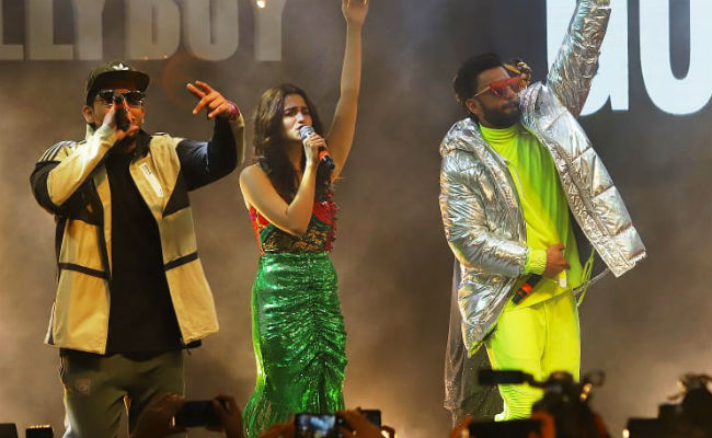 Highlights From <i>Gully Boy</i> Music Launch With Ranveer Singh And Alia Bhatt. Shweta Bachchan Nanda, Farhan Akhtar Also Join In