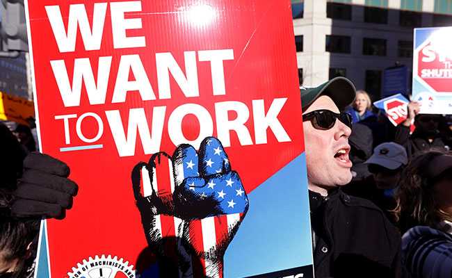 "We Want Our Pay": US Workers Protest Amid Partial Government Shutdown