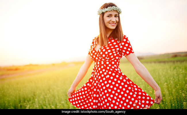 5 Trendy Polka Dotted Dresses You Will Absolutely Love
