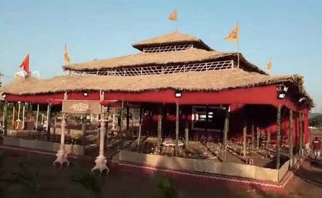 KCR's 5-Day Farmhouse <i>Puja</i> Will See 200 Priests, Governor, Party Men