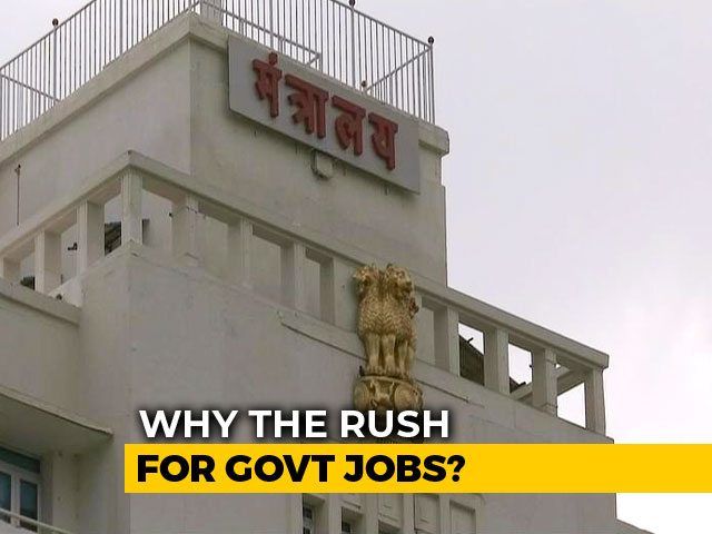 Graduates Among 7,000 Who Apply For 13 Waiter Jobs At Maharashtra Secretariat Canteen