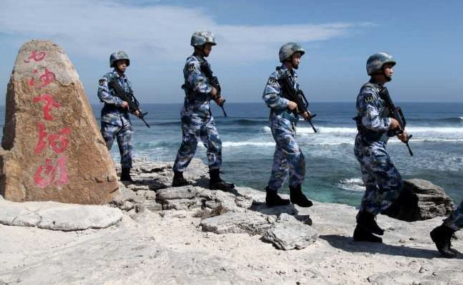 US Ship Sails In Disputed South China Sea Amid Trade Talks With Beijing