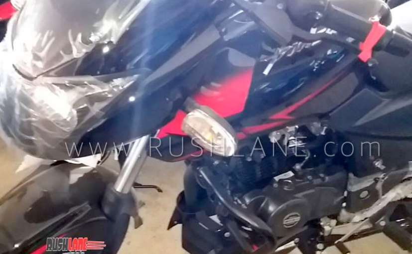 2019 Bajaj Pulsar 150 ABS Twin Disc Spotted At Dealership